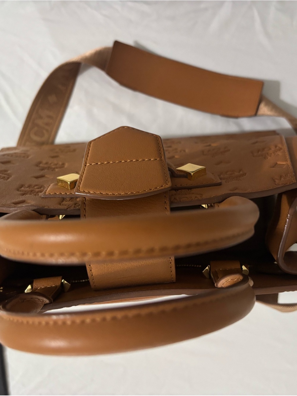 MCM Cognac Visetos Embossed Leather Tote with Wallet - Picture 6 of 12